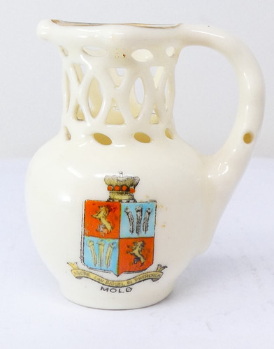 Mold wales crested china - ,