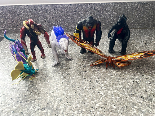 Godzilla kong figures - kong,