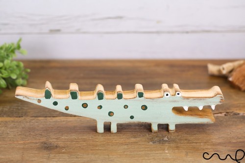 Handmade wooden mint spotty - mint,