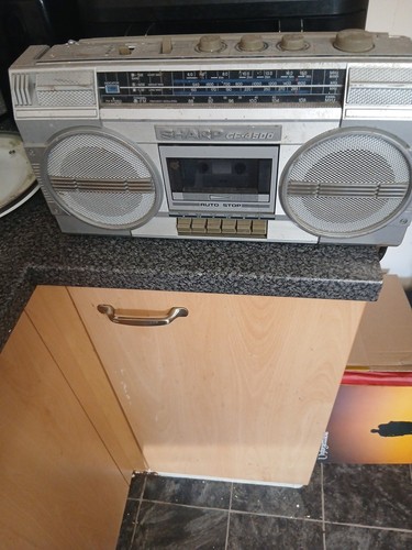 Sharp vintage boombox - vintage,