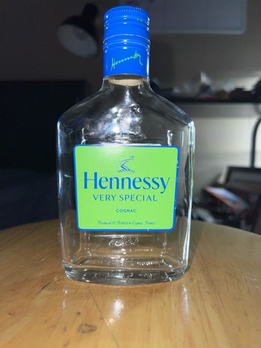 Hennessy 200 festive - hennessy, vs