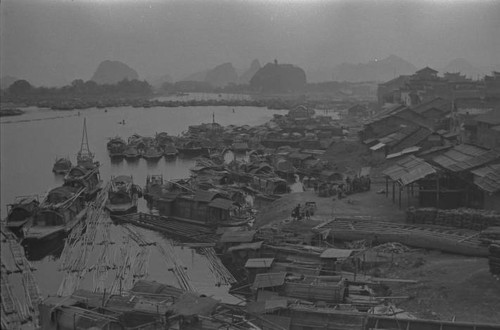 Guilin china houseboats on - guilin,
