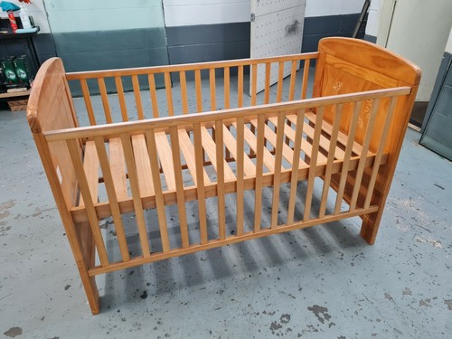 Cot bed - in, 1