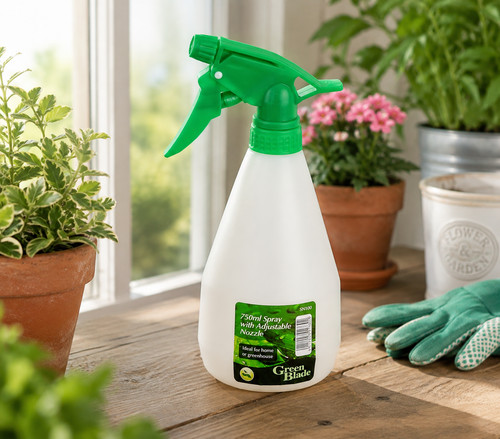 750ml gardening spray bottle - 750ml,