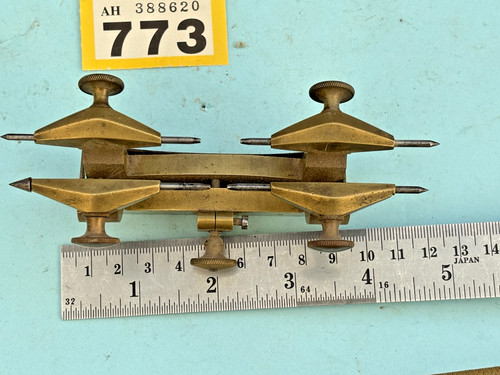 Clock depthing tool carriage - depthing,