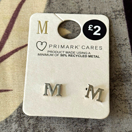 Primark letter silver - letter, tone