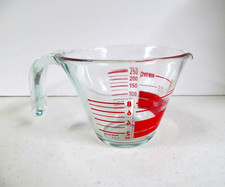 Vintage Pyrex Reverse Read 1