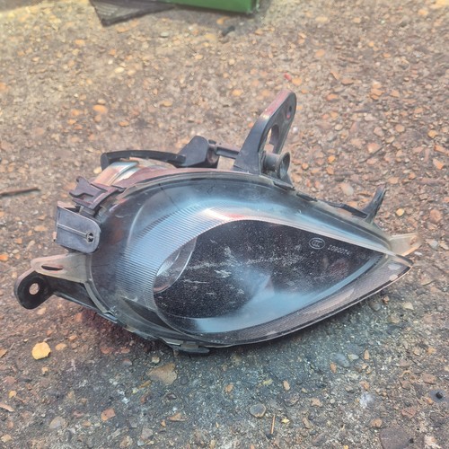 662588537 right fog light - fog, /