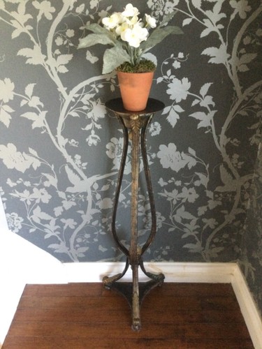 Floor standing metal pillar - floor,