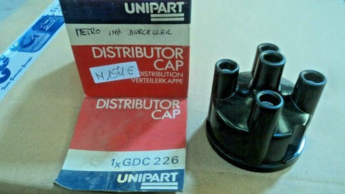 M1571e spark plug cap - -,