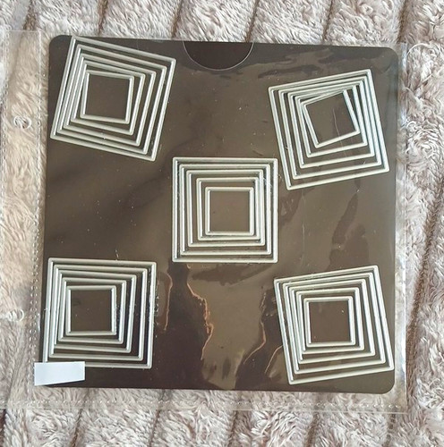 Nested square metal - square,