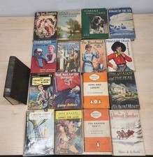 Joblot of Vintage Books x17
