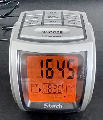 Bench projection digital - bench,