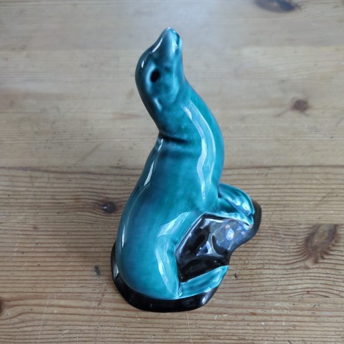 Lovely seal figurine poole - seal,