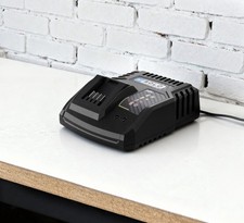 Mac Allister MCHP1840 4.0A 18V