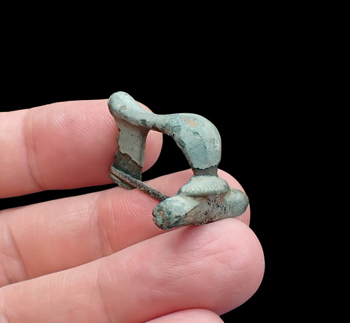 Roman fibula fibulae or - a,