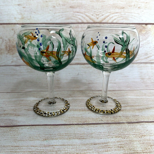 Set hand painted - of, 2