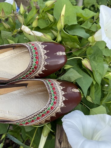 Maroon beautiful embroidered - maroon,