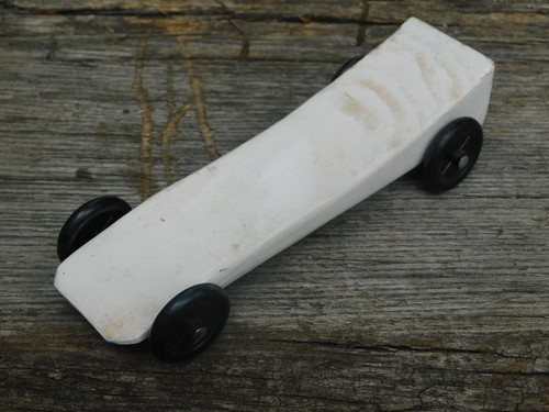 Pinewood derby racer - pinewood,