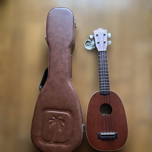 Lanikai pineapple ukulele - lanikai, with