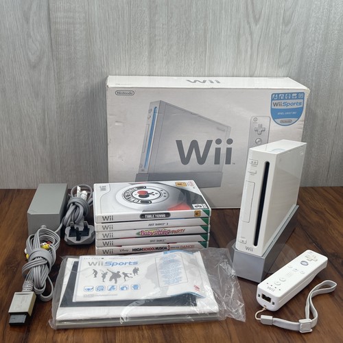 Nintendo wii white console - wii,
