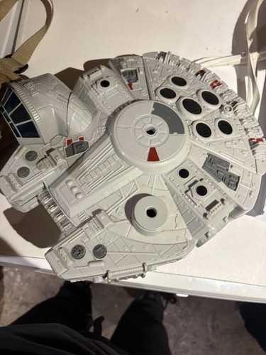 Star wars millennium falcon - star,