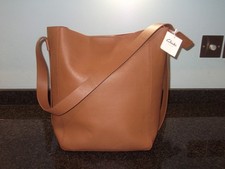 Clarks tan brown leather