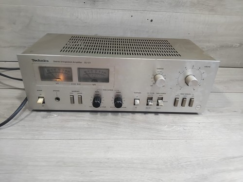 Technics stereo amplifier - stereo,