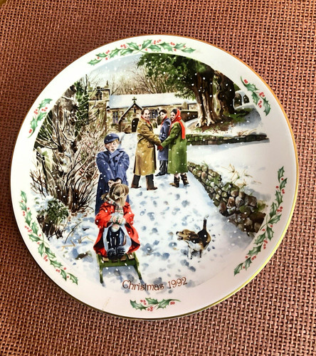 Royal doulton family christmas - doulton,