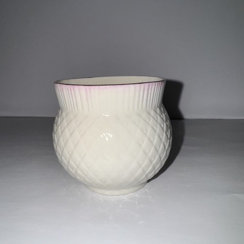 Belleek retrospect 2001 pot - in,