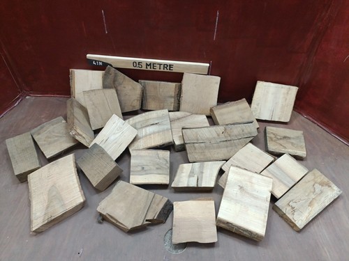 Walnut oak acacia ash - walnut,