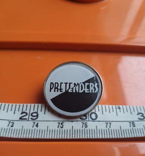 Pretenders vintage badge pin - vintage,