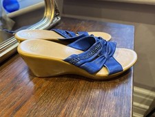 Clarke’s Royal Blue Leather Wedged Sandals Mules Shoes Size 7 