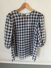 Blouse With 3/4 Length Sleeves