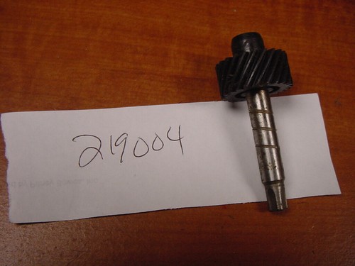 Nos speedometer pinion - speedometer,