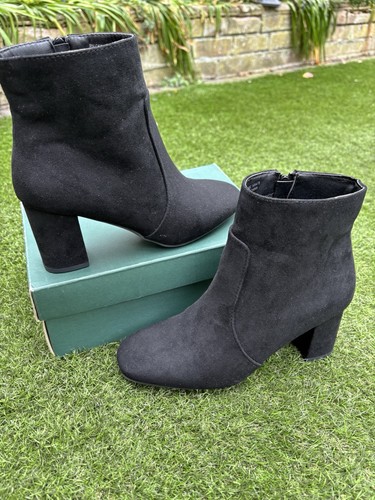 Ladies pair black - ladies, suede