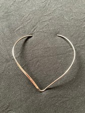 Lovely solid silver torque choker/collar