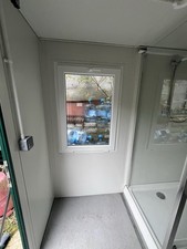 Mobile Toilet/shower Unit