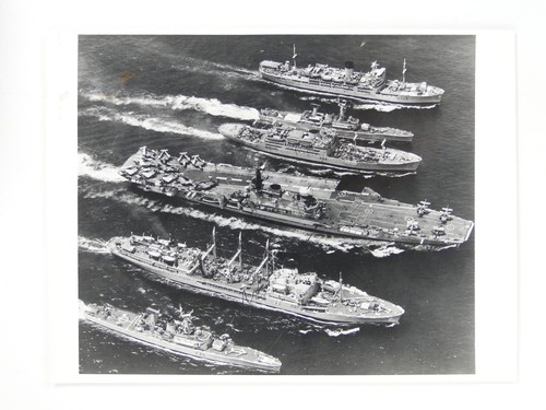 Replenishment sea hms minerva - sea,