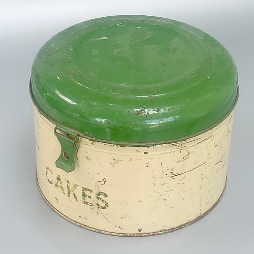 Vintage tala metal cake - tala,