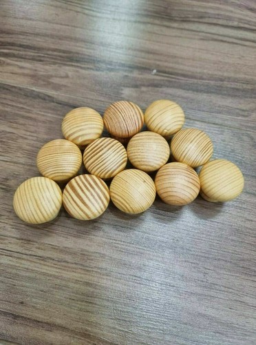 Pine knobs varnished - pine,