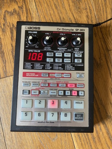 Boss 303 sample sampler - sp-303,