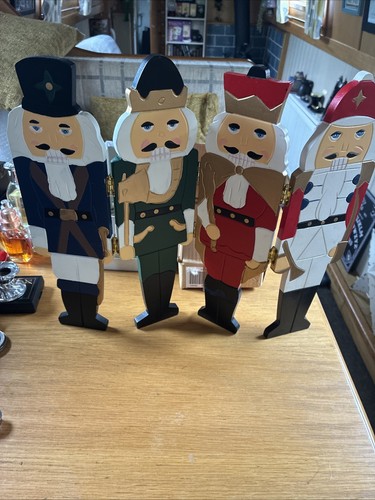 Folding christmas nutcracker - folding,