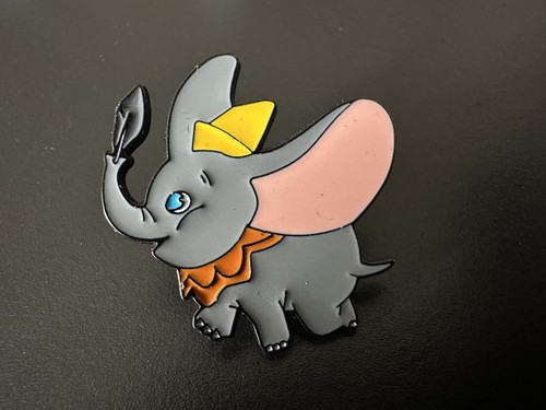 Dumbo enamel pin badge - enamel,