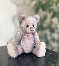 Charlie Bears Minimo CUPCAKE