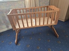 Sapling Bethany Swinging Crib Wooden. No Mattress. Excellent Condition.