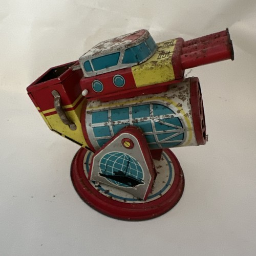 Rare tin plate toy - plate, that