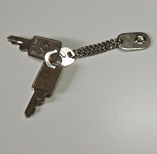 Samsonite suitcase keys 2 - x,