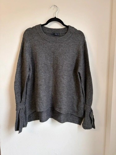 Zara round neck - , detail