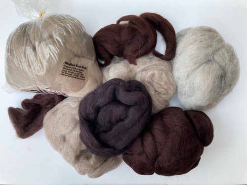 Dyed merino wool tops - , in